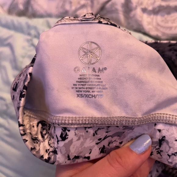 GAIAM sports bra Mulitcolor✨ Size Xs❤️ - Picture 4 of 4